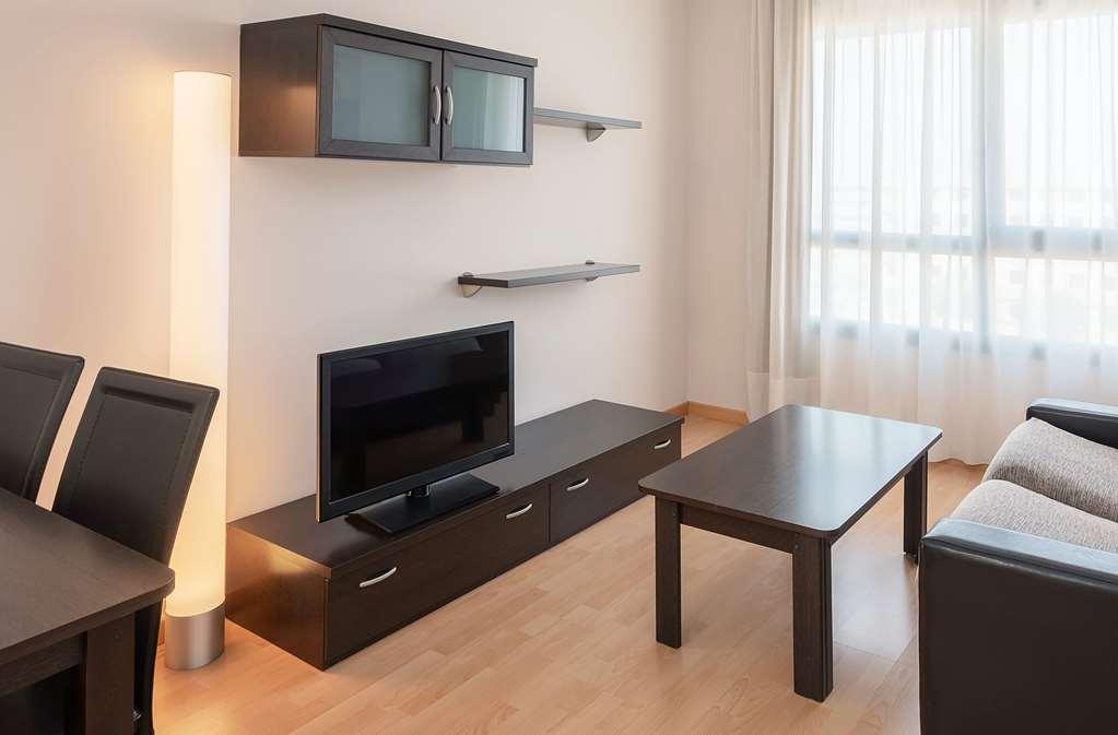 Madrid Airport Suites, Affiliated By Melia Pokoj fotografie