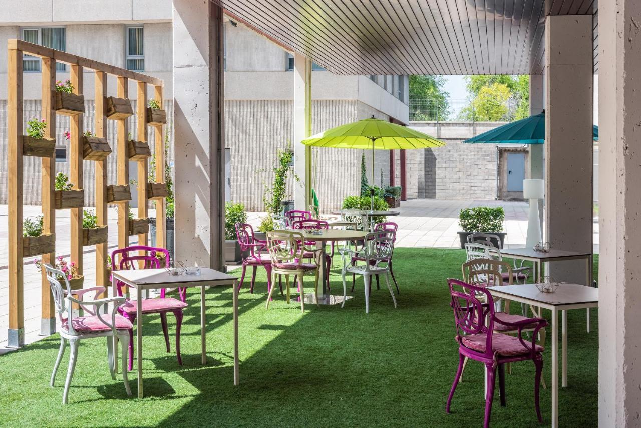 Madrid Airport Suites, Affiliated By Melia Exteriér fotografie